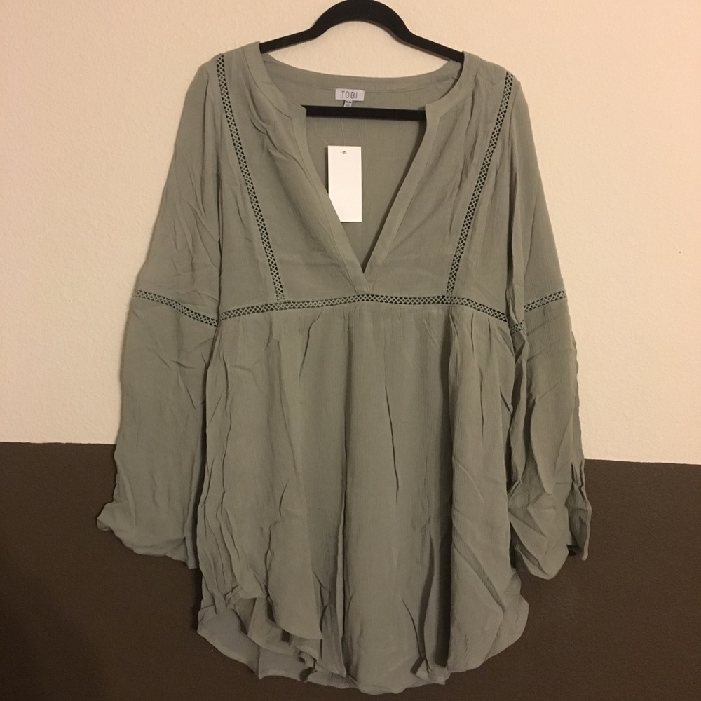 TOBI Trina Plunging Shift Dress
